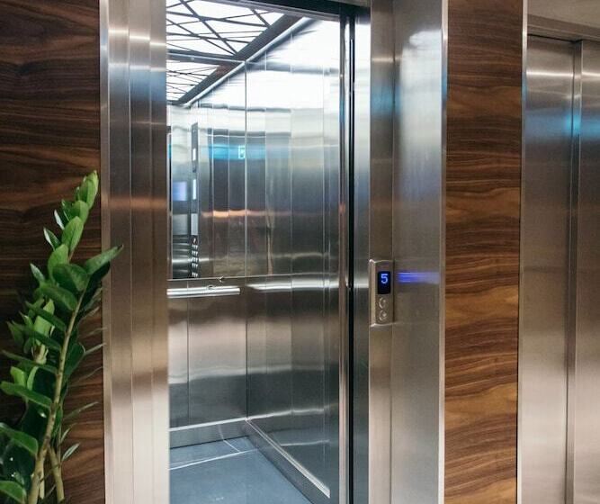 Central Point Hotel Beograd