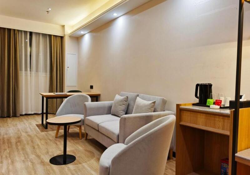 בית מלון כפרי Greentree Inn Ankang Bashan Middle Road