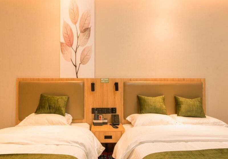 Отель Greentree Inn Nanjing Lukou Airport