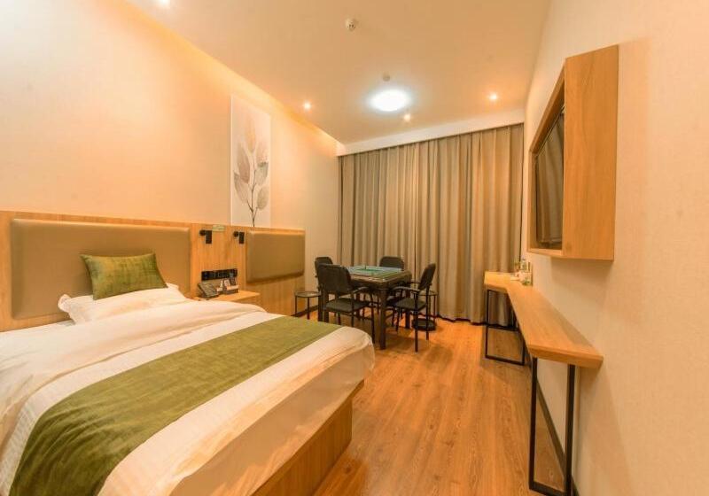 Отель Greentree Inn Nanjing Lukou Airport