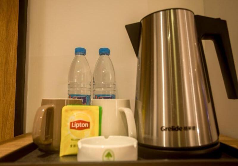 هتل Greentree Inn Haikou Haixiu Middle Road