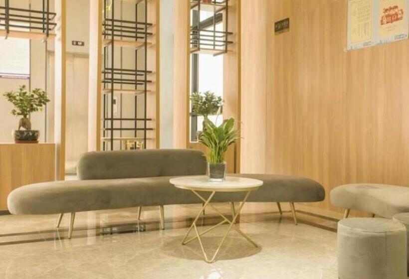 בית מלון כפרי Greentree Inn Express Taizhou Jiangyan Hardware City