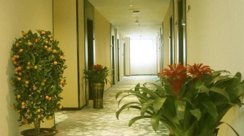 בית מלון כפרי Greentree Inn Yichun Mingyueshan Airport