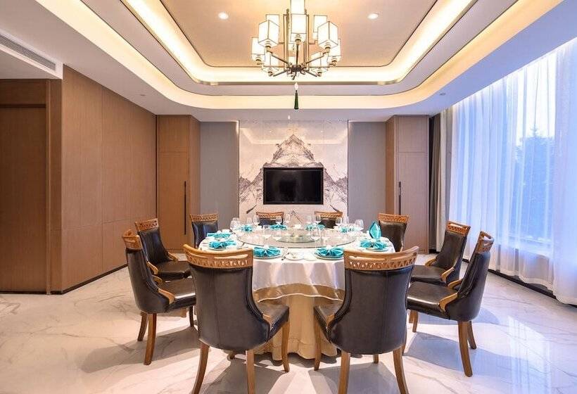 فندق Hampton By Hilton Changchun Ziyou Road