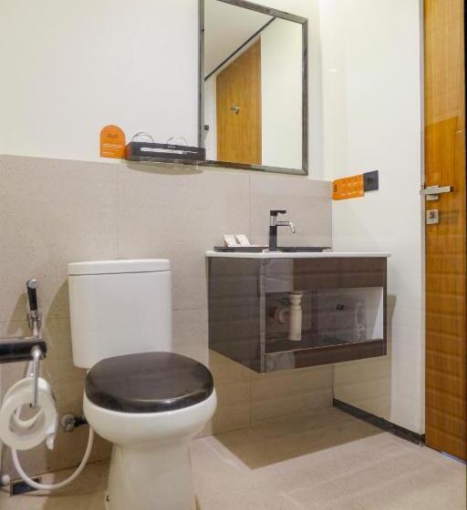 ホテル Jw Naungan Coliving