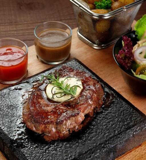 ホテル Jw Naungan Coliving