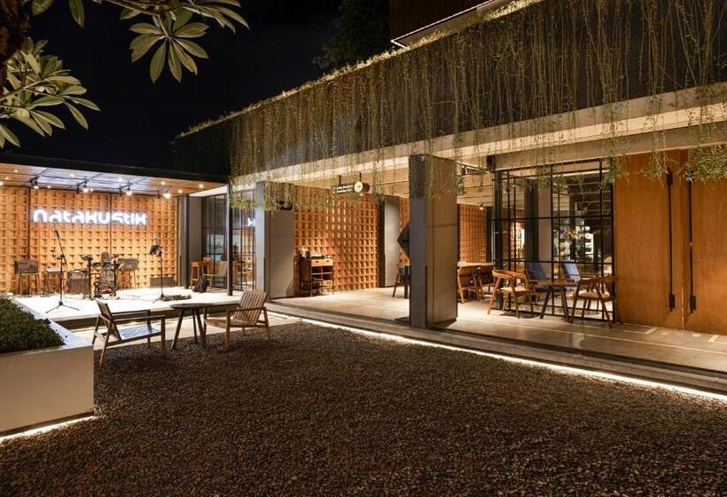 هتل Jw Naungan Coliving