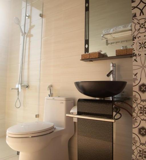 هتل Khách Sạn Phú Yên   Baka