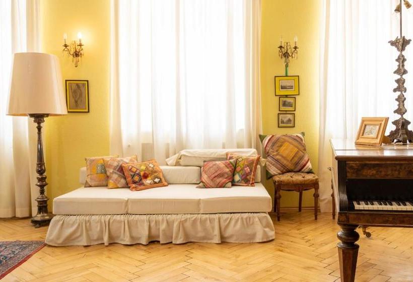 호텔 Krone Laupheim