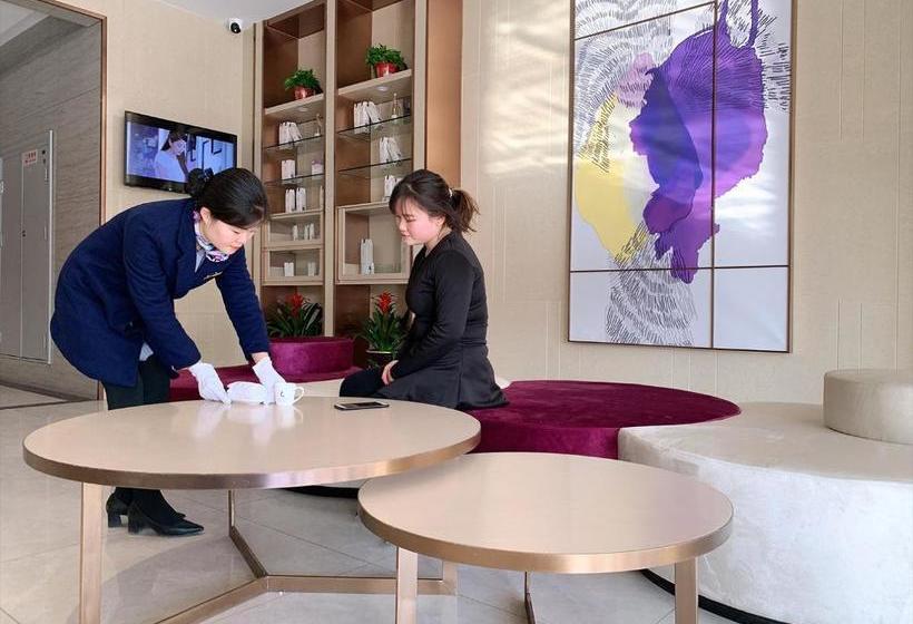 Отель Lavande Xingtai Future Plaza