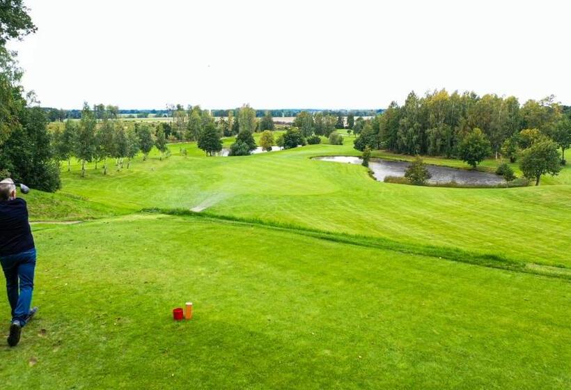 فندق Lundsbrunn Resort & Spa