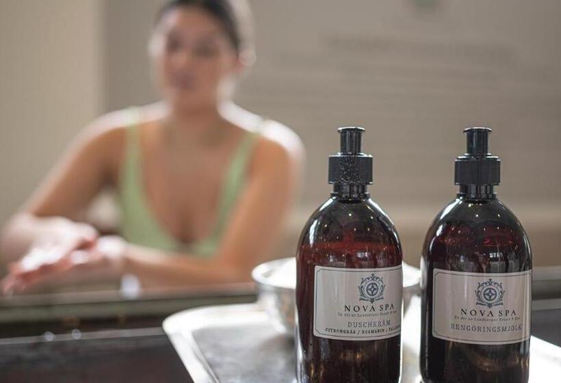 فندق Lundsbrunn Resort & Spa