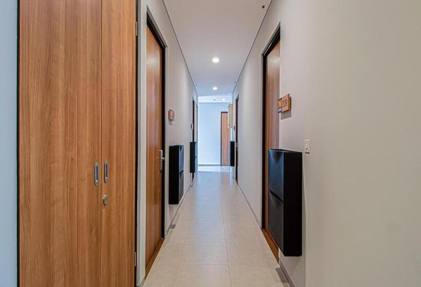 Отель M Studio Karawaci