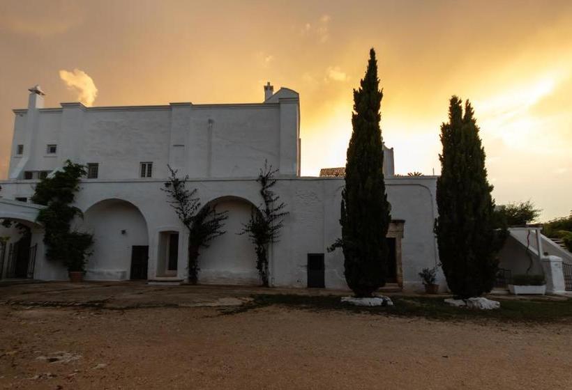 בית מלון כפרי Masseria Parco Di Castro