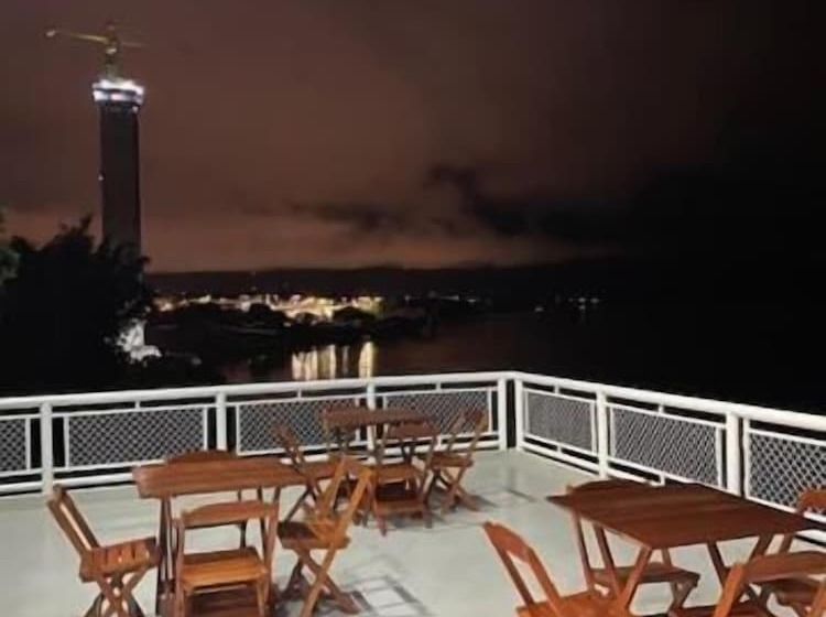 酒店 Orla Do Rio Branco