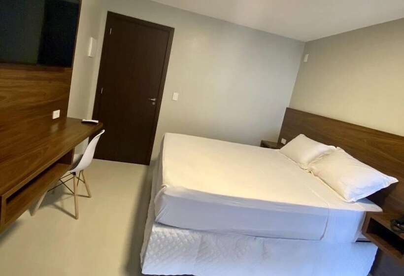 酒店 Orla Do Rio Branco