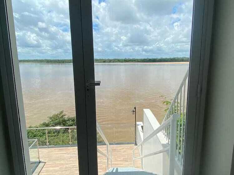 酒店 Orla Do Rio Branco