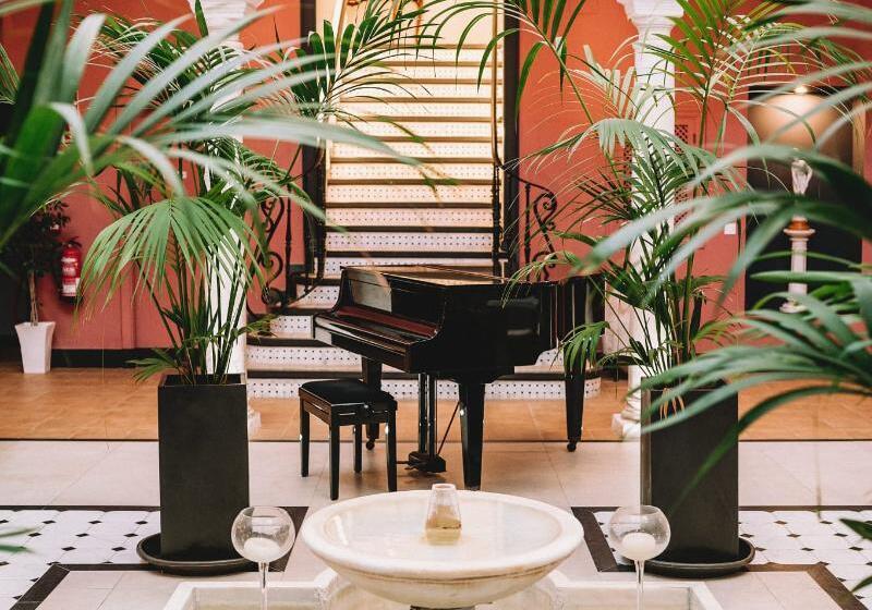 酒店 Palacio San Fernando