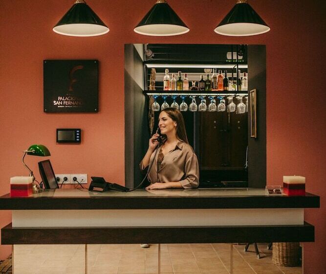 酒店 Palacio San Fernando