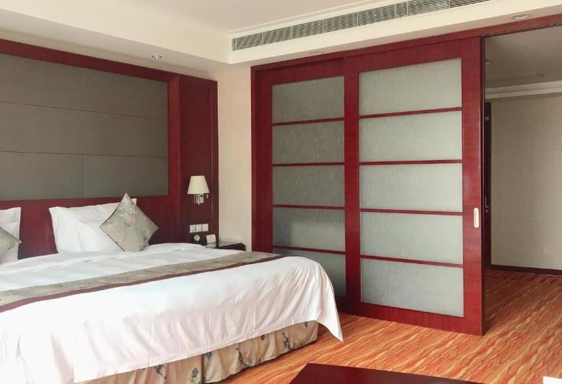 בית מלון כפרי Red Forest