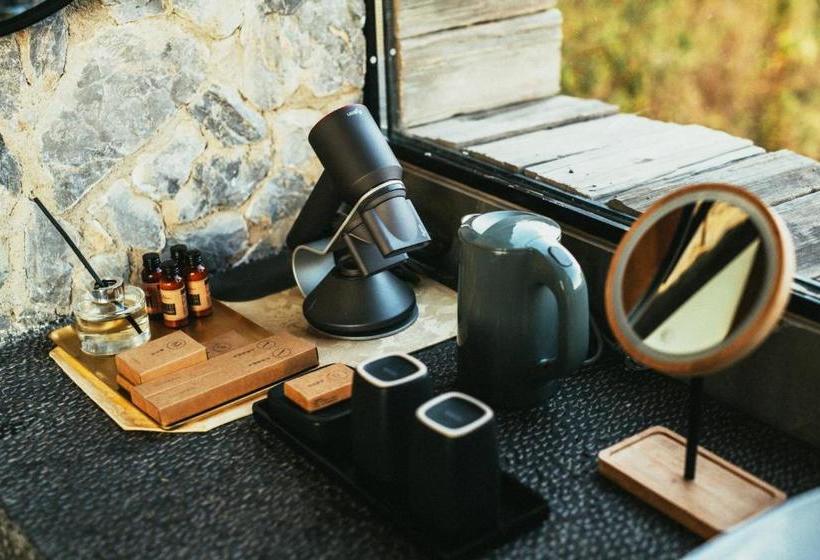 Отель Shangri La Dala Pasture