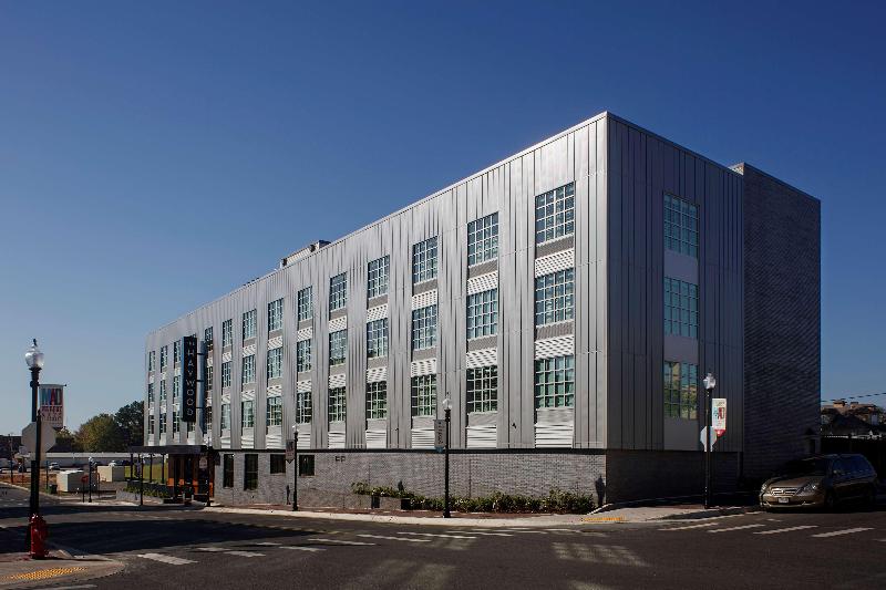 هتل The Haywood El Dorado, Tapestry Collection By Hilton