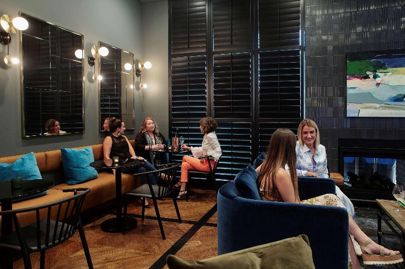 هتل The Haywood El Dorado, Tapestry Collection By Hilton