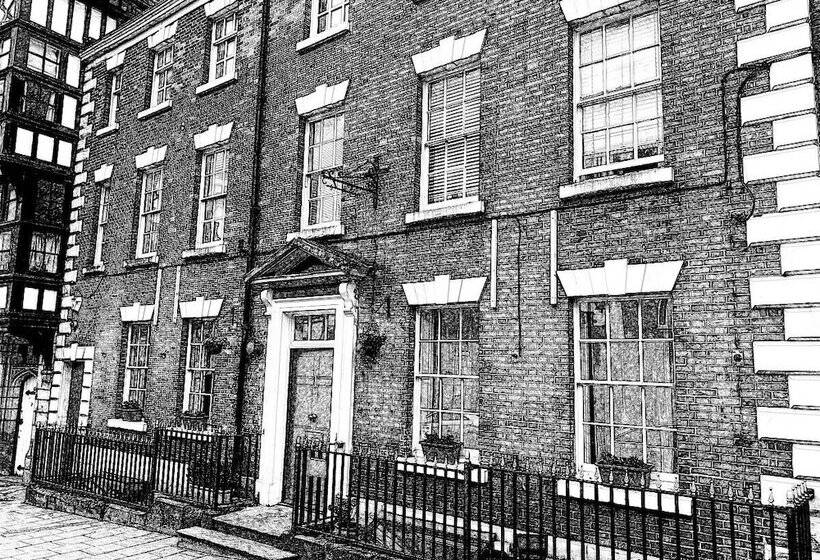 Отель The Silk House