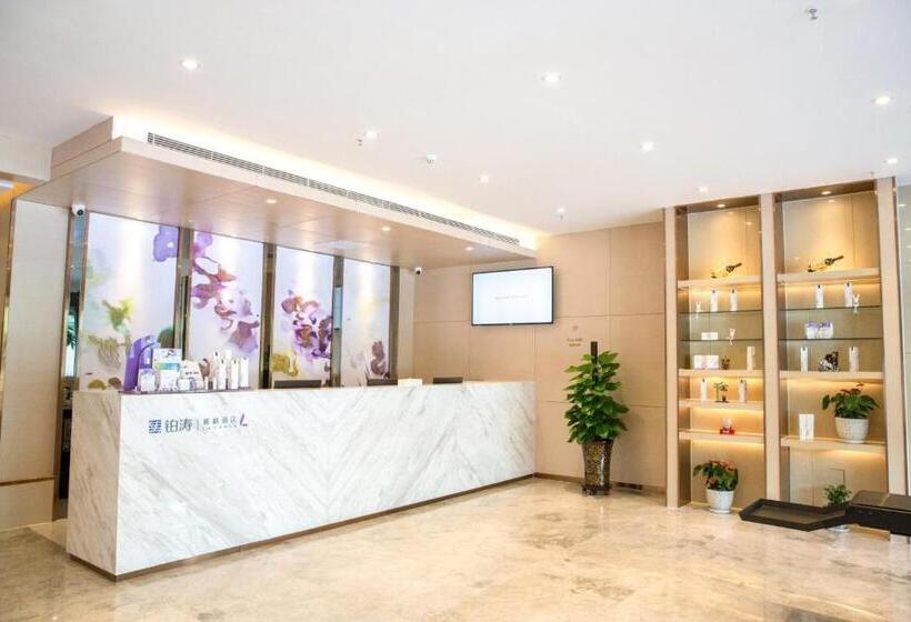 Lavande Hotel Changji Changning Road