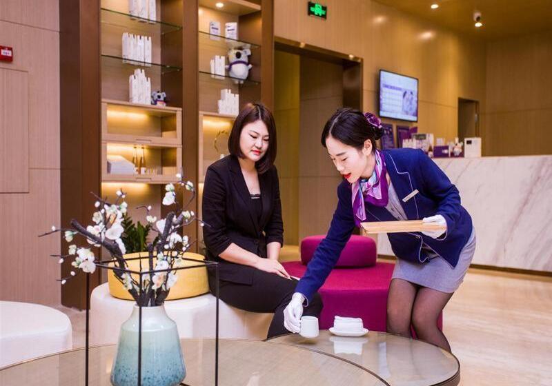 Lavande Hotel Dongguan Houjie Convention Cente Shanmei Subway Station