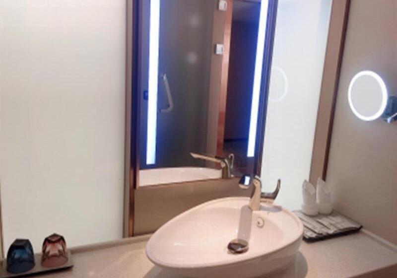 Lavande Hotel Dongguan Houjie Convention Cente Shanmei Subway Station