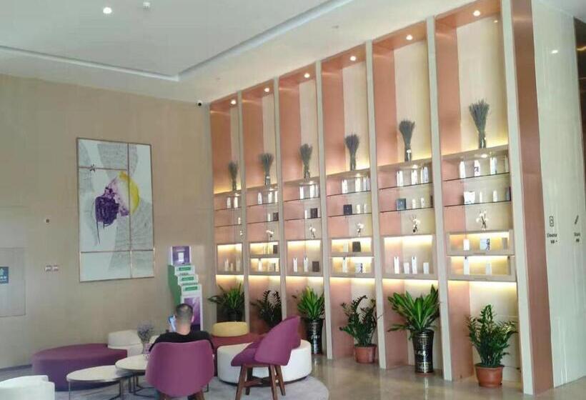 Lavande Hotel Jiangmen Golf Club