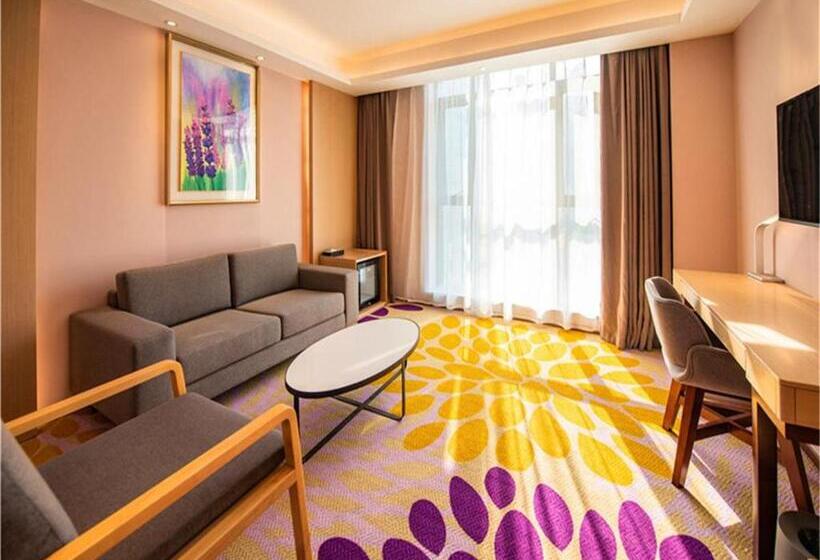 Lavande Hotel Jiangmen Golf Club