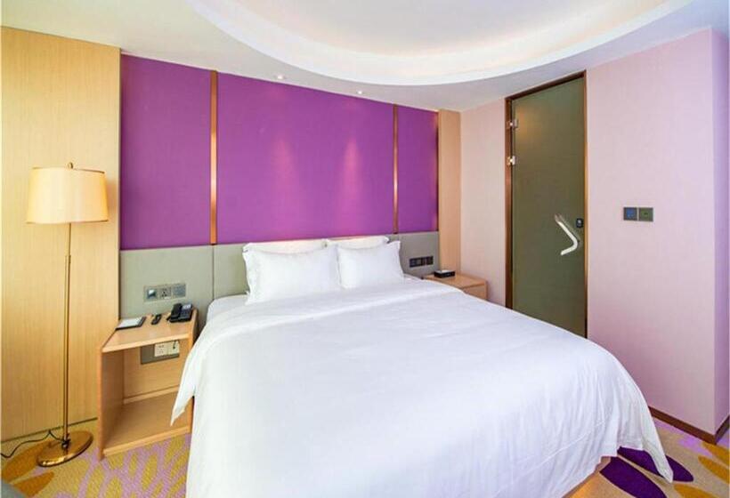 Lavande Hotel Jiangmen Golf Club