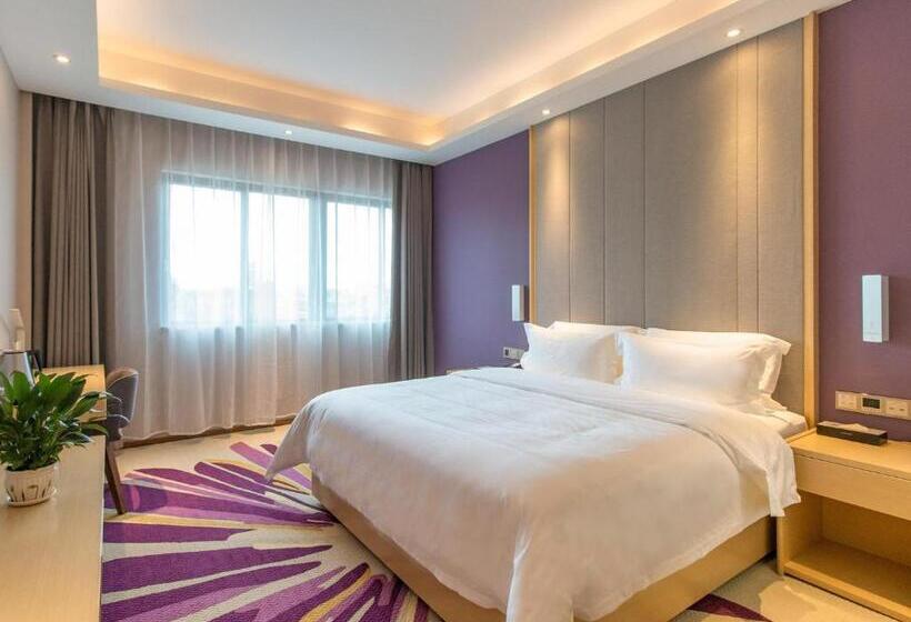 Lavande Hotel Jiangmen Heshan Bus Terminal