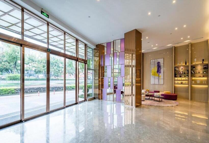 Lavande Hotel Luzhou Wanda Plaza Southwest Commercial City