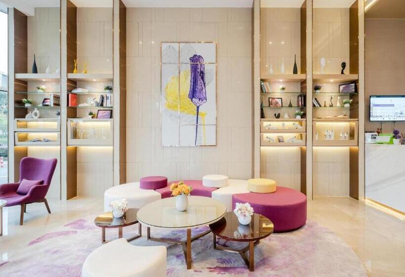 Lavande Hotel Luzhou Wanda Plaza Southwest Commercial City