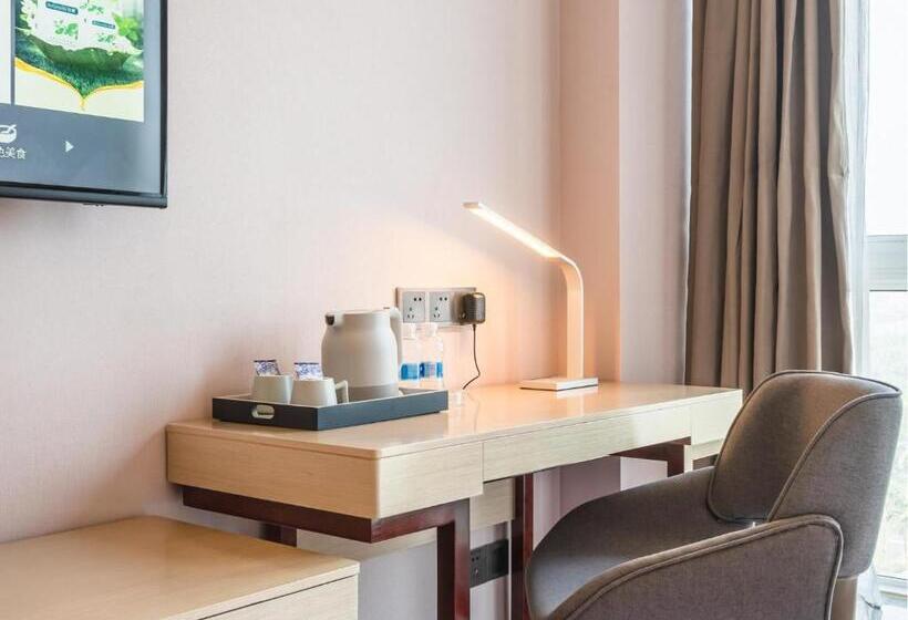 Lavande Hotel Luzhou Wanda Plaza Southwest Commercial City