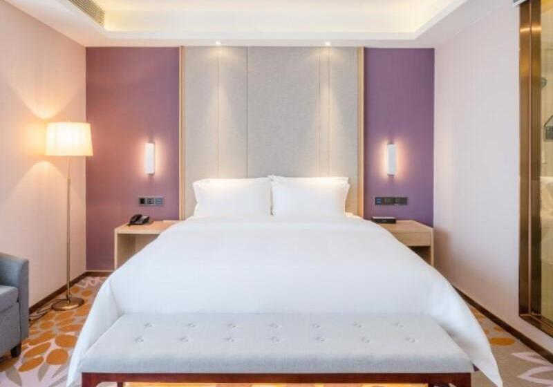 Lavande Hotel Luzhou Wanda Plaza Southwest Commercial City