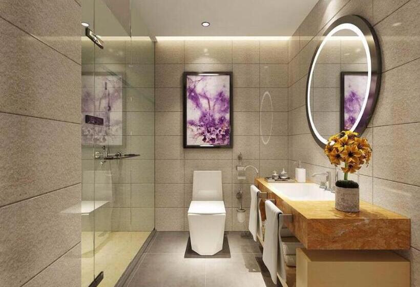 Lavande Hotel Neijiang Hanan Avenue
