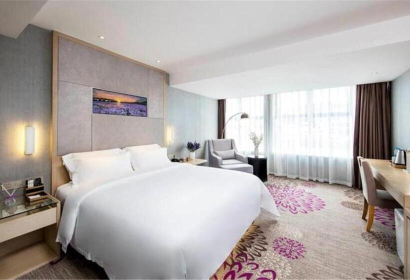 Lavande Hotel Neijiang Hanan Avenue