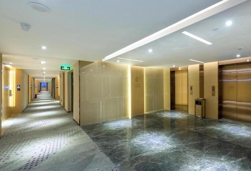 Lavande Hotel Qingyuan Municipal Government New Town Bus Station