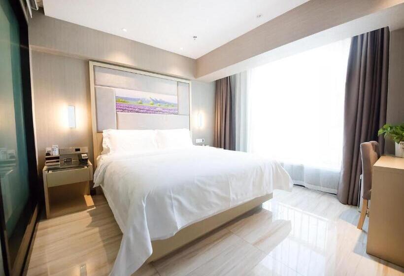 Lavande Hotel Urumqi High Speed Railway Wanda Plaza