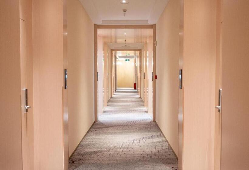 Lavande Hotel Zhongshan Tanzhou