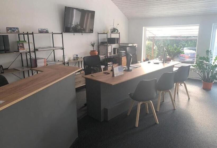 膳宿费 Penzión Mado I