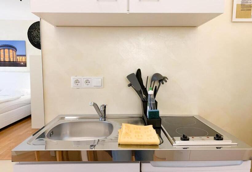 Relax Aachener Boardinghouse Premium 1