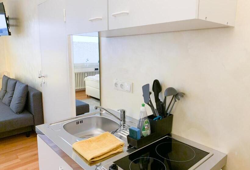 Relax Aachener Boardinghouse Premium 1