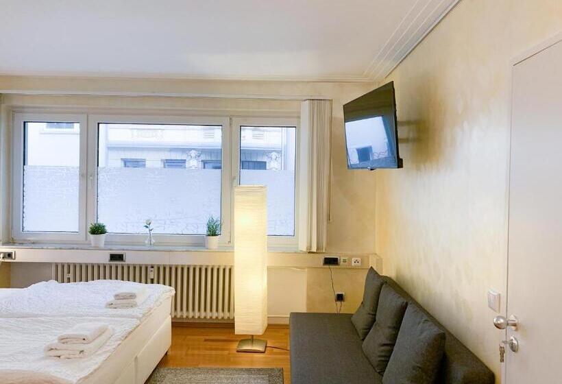Relax Aachener Boardinghouse Premium 1