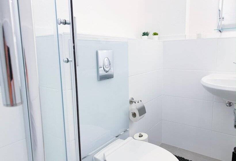 Relax Aachener Boardinghouse Premium 1