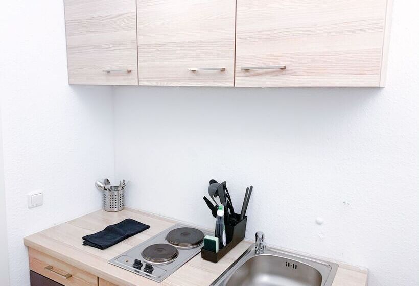 Relax Aachener Boardinghouse Premium 1